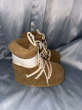 Moon Boot Tan Teddy Fleece Lace-Up Winter Boots